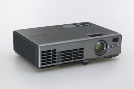 デパート 送料無料 Epson EMP-760 Epson - プロジェクター、ホームシアター
